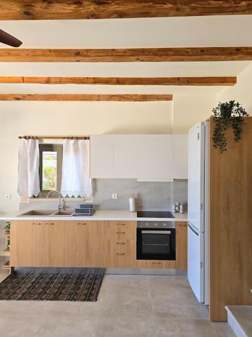 Wind Apartment In Агия Румели Екстериор снимка